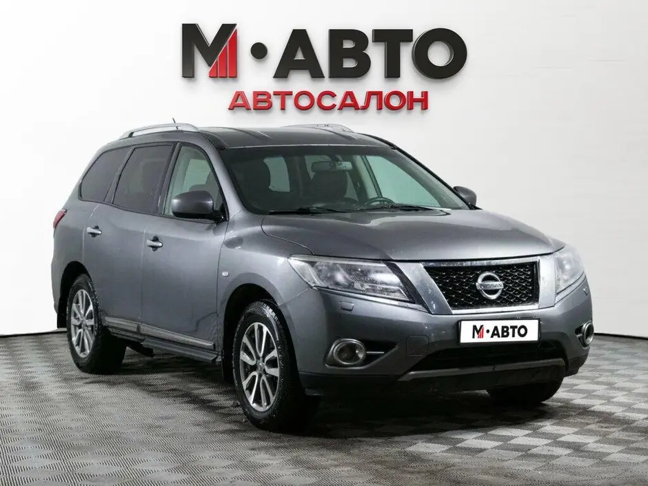 Nissan Pathfinder, 2015 г.
