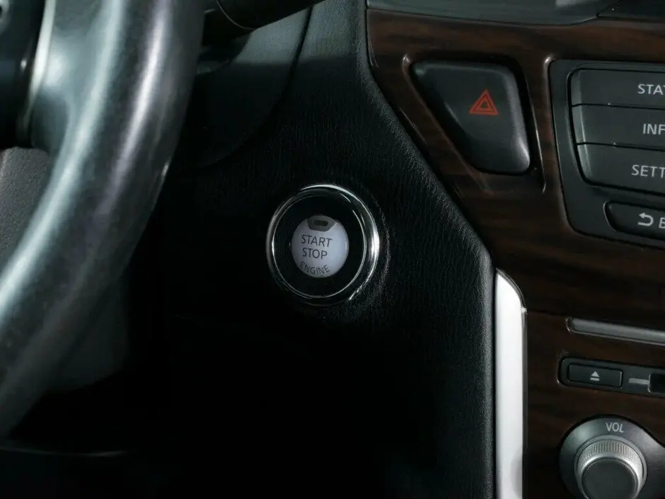 Nissan Pathfinder, 2015 г.