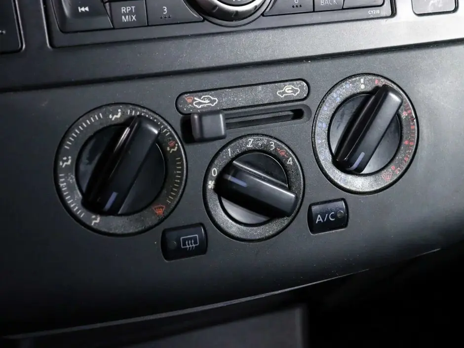 Nissan Tiida, 2012 г.