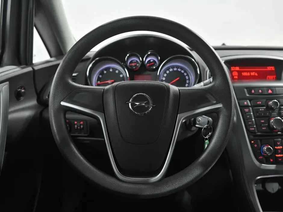 Opel Astra, 2014 г.