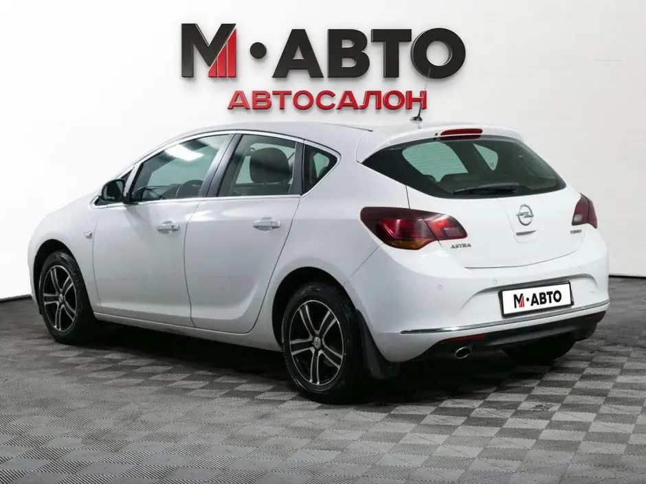 Opel Astra, 2013 г.
