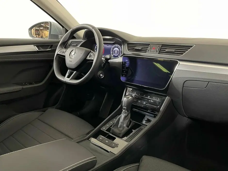 Skoda Superb, 2025 г.
