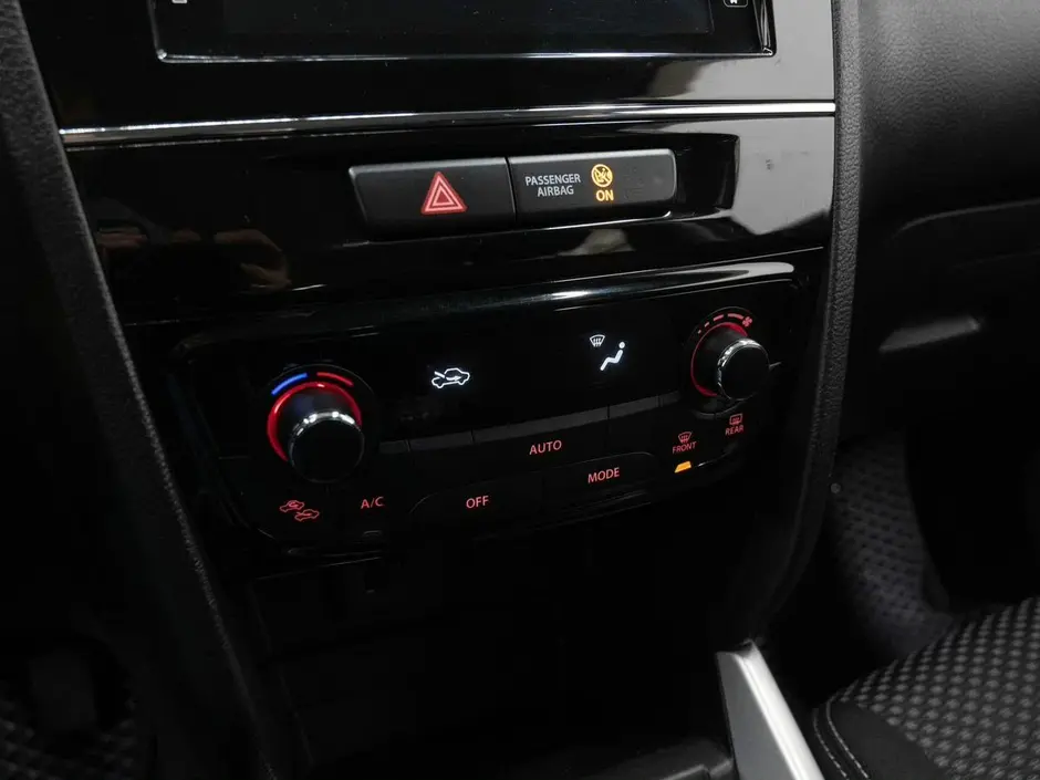 Suzuki Vitara, 2015 г.