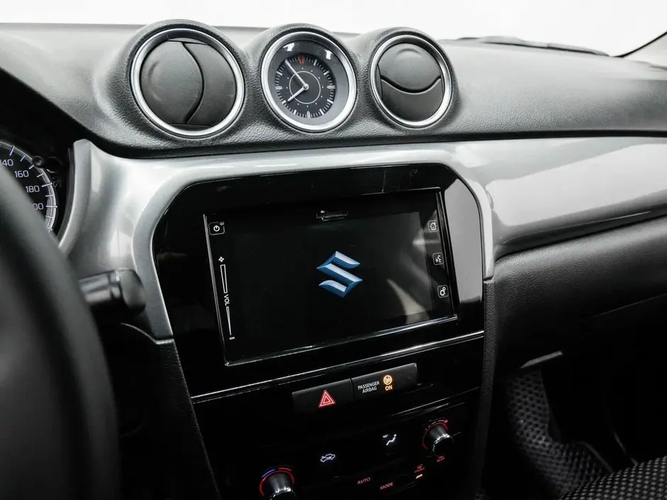 Suzuki Vitara, 2015 г.