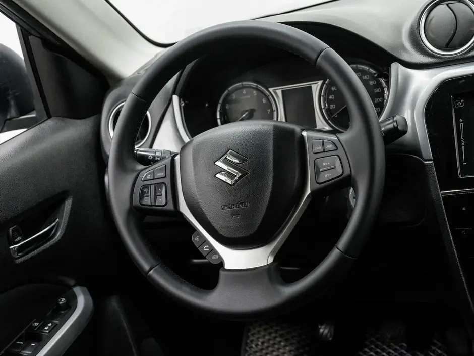 Suzuki Vitara, 2015 г.