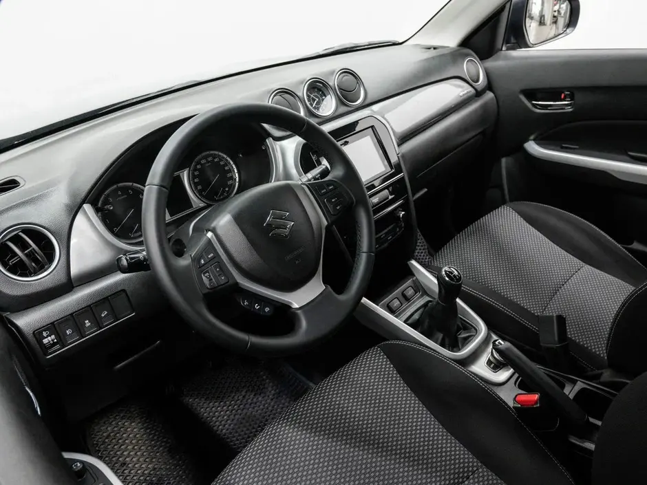 Suzuki Vitara, 2015 г.