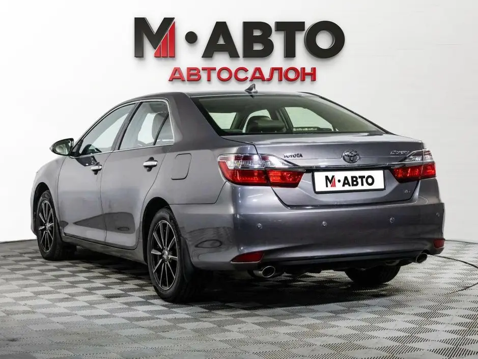 Toyota Camry, 2015 г.