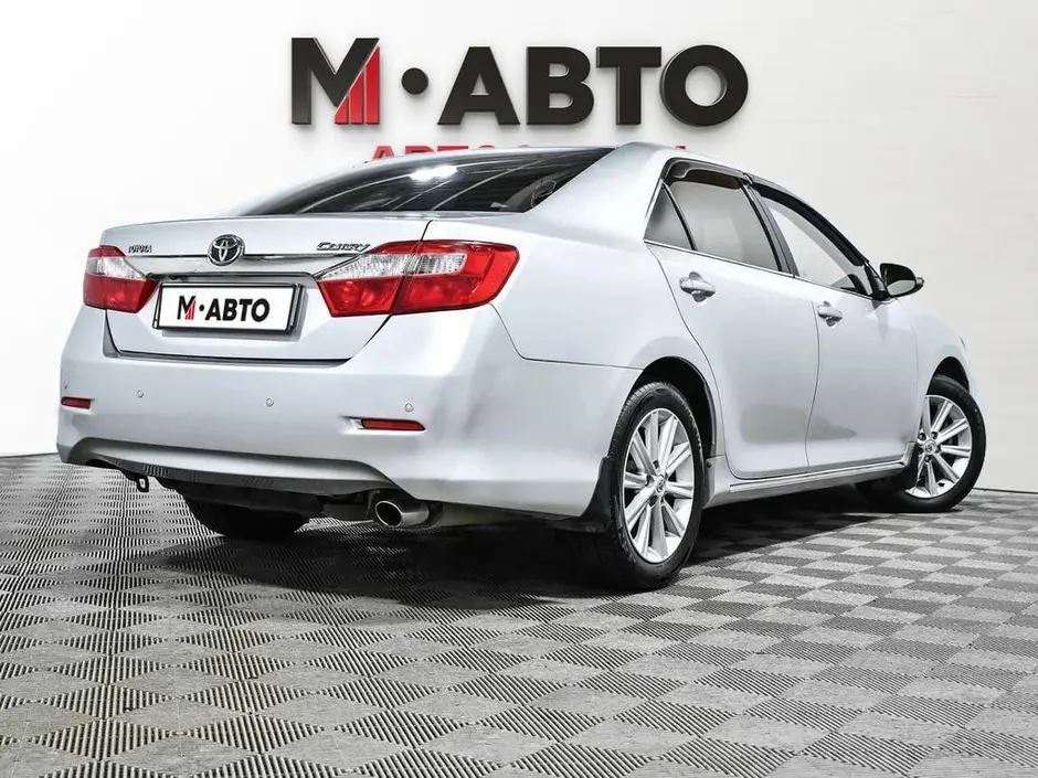 Toyota Camry, 2012 г.