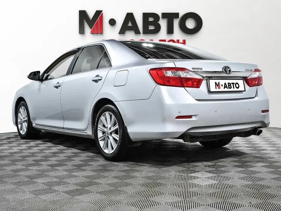 Toyota Camry, 2012 г.
