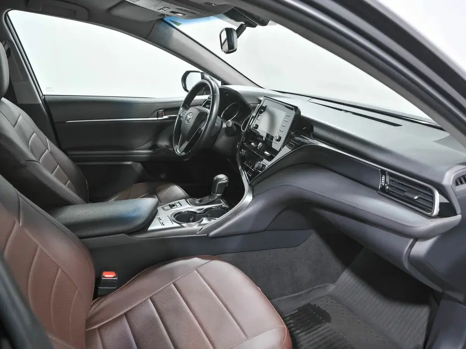 Toyota Camry, 2021 г.