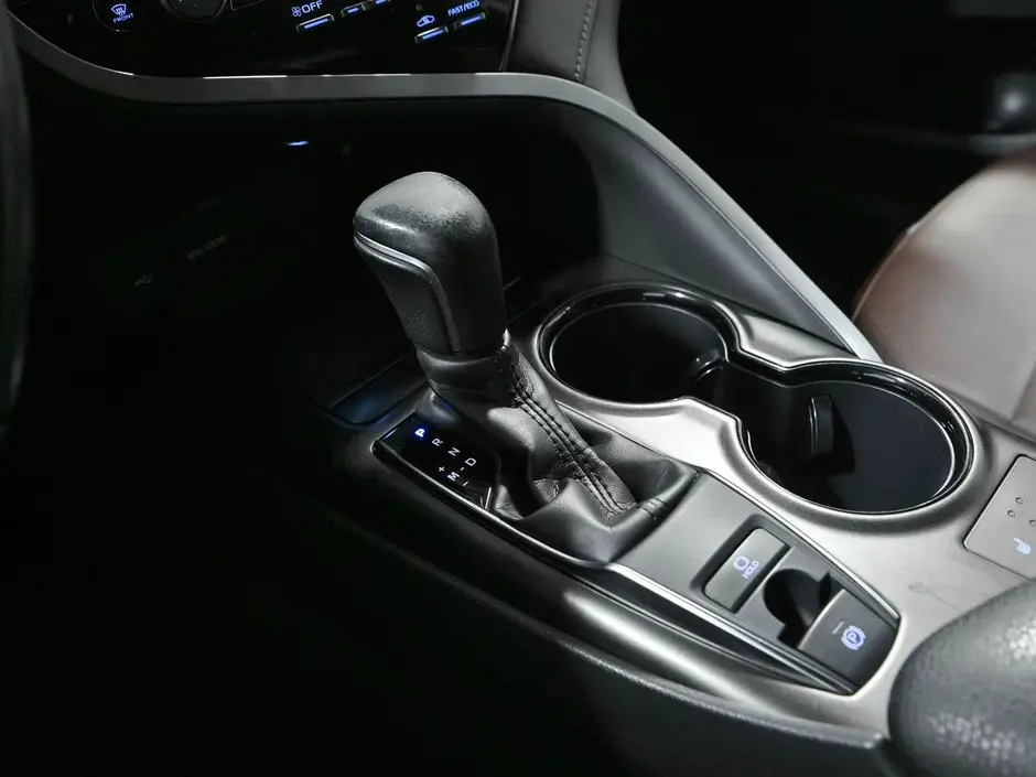 Toyota Camry, 2021 г.