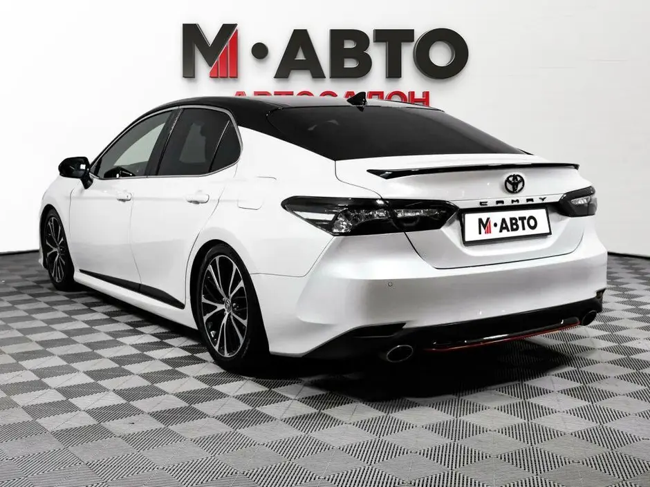 Toyota Camry, 2021 г.