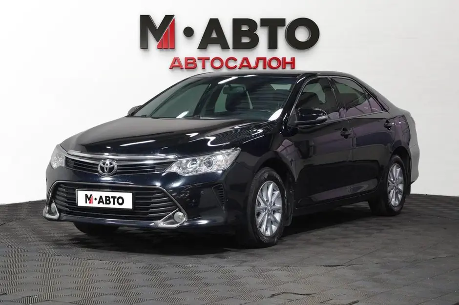 Toyota Camry, 2016 г.