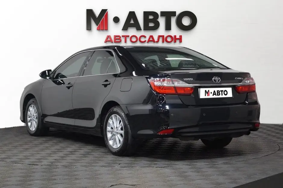 Toyota Camry, 2016 г.