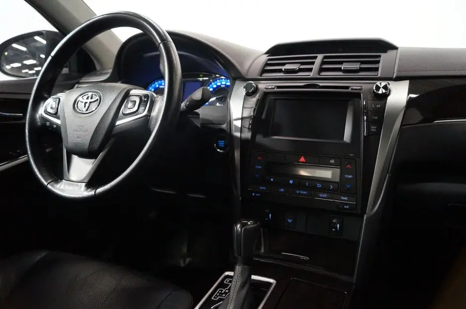 Toyota Camry, 2016 г.