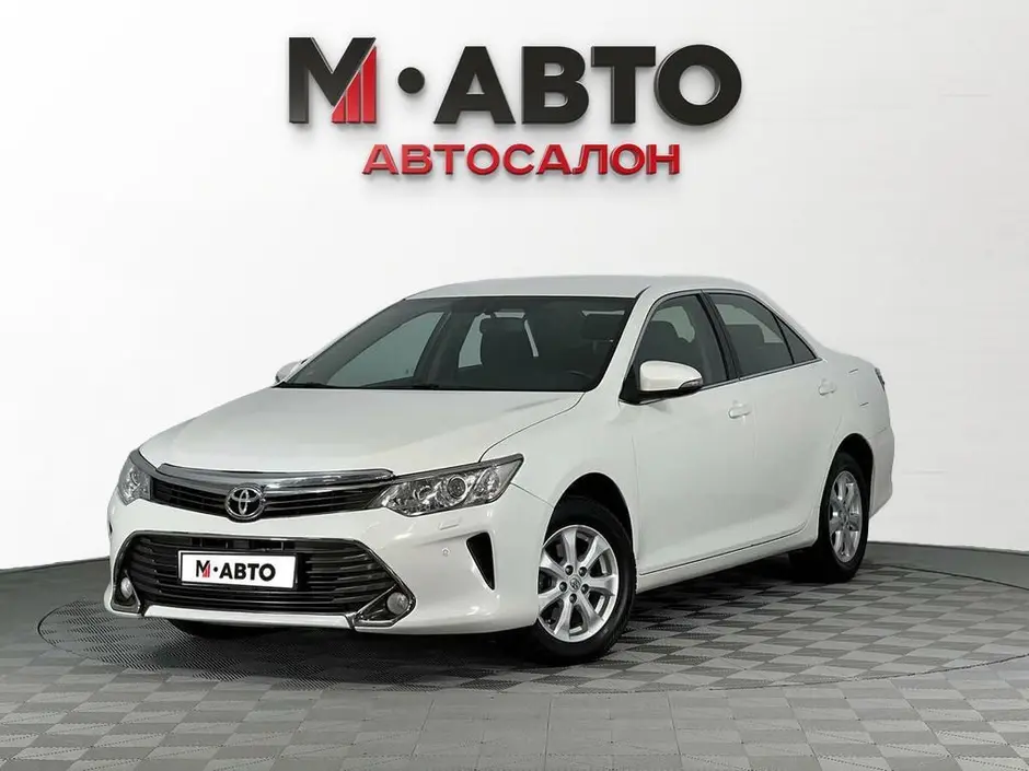 Toyota Camry, 2014 г.