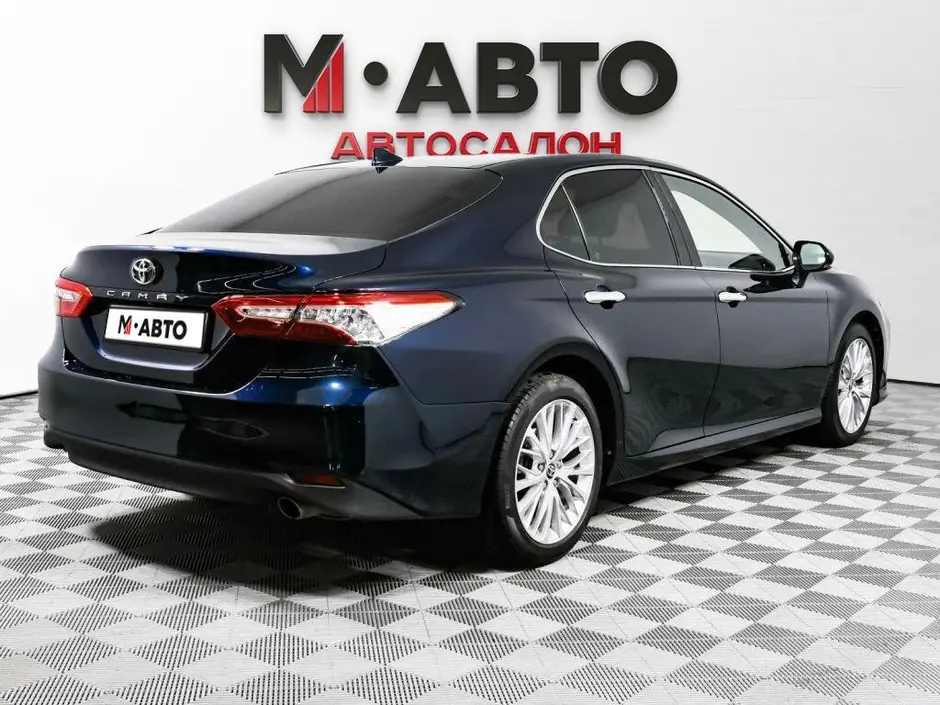 Toyota Camry, 2020 г.