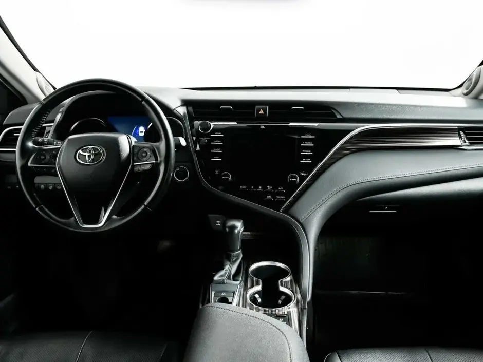 Toyota Camry, 2020 г.