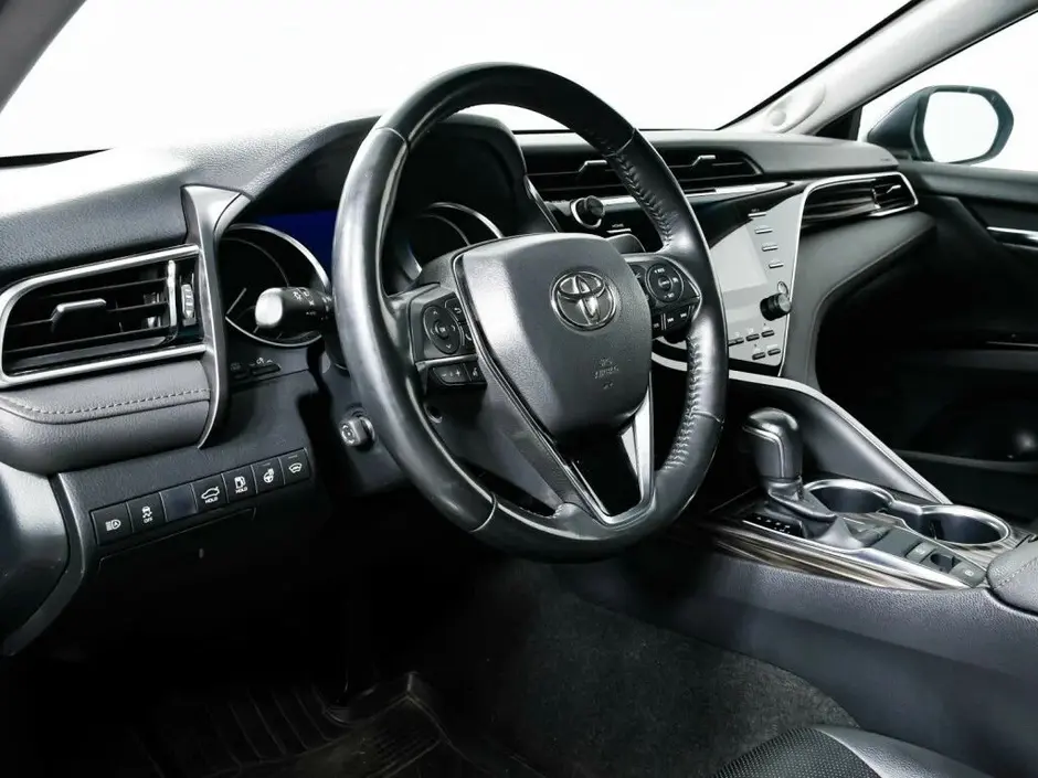 Toyota Camry, 2020 г.