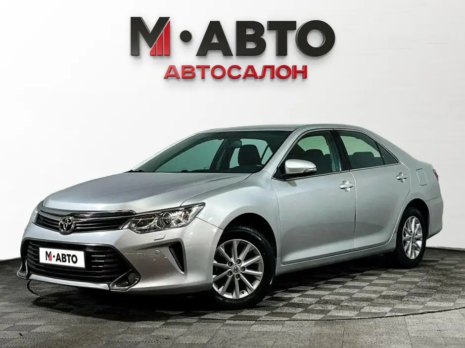 Toyota Camry, 2015 г.