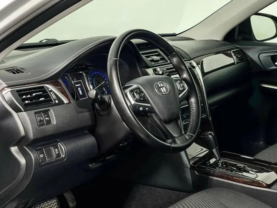 Toyota Camry, 2015 г.