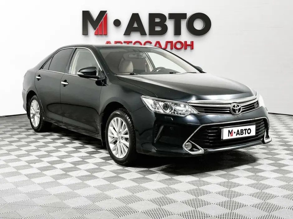 Toyota Camry, 2015 г.