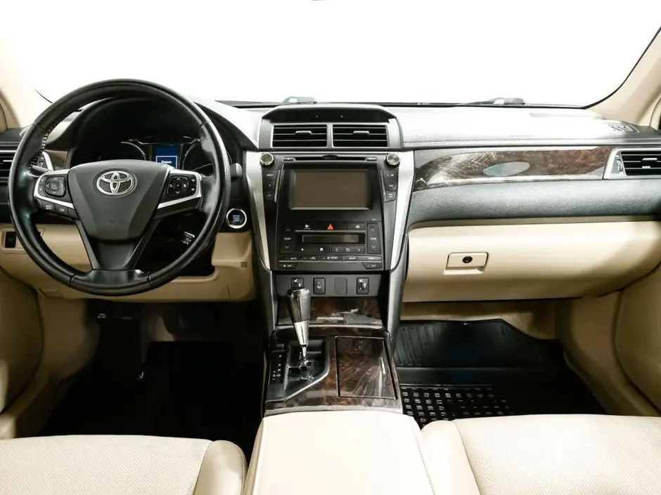 Toyota Camry, 2015 г.