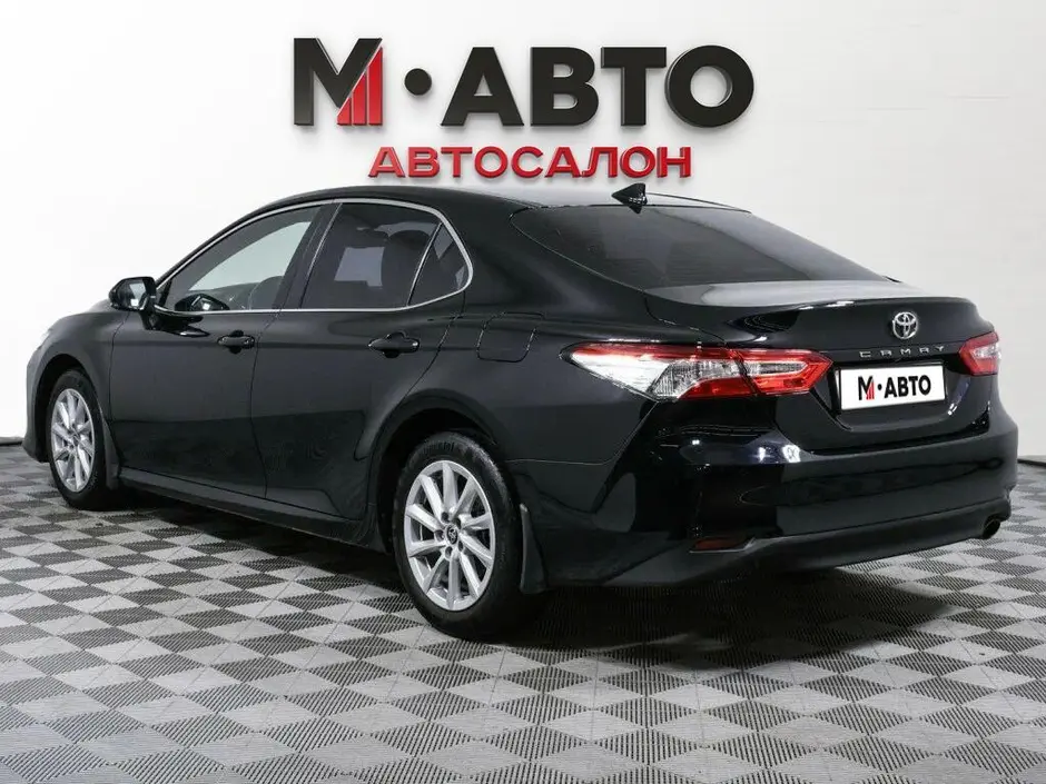 Toyota Camry, 2021 г.