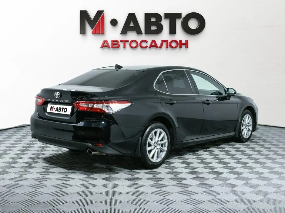 Toyota Camry, 2021 г.