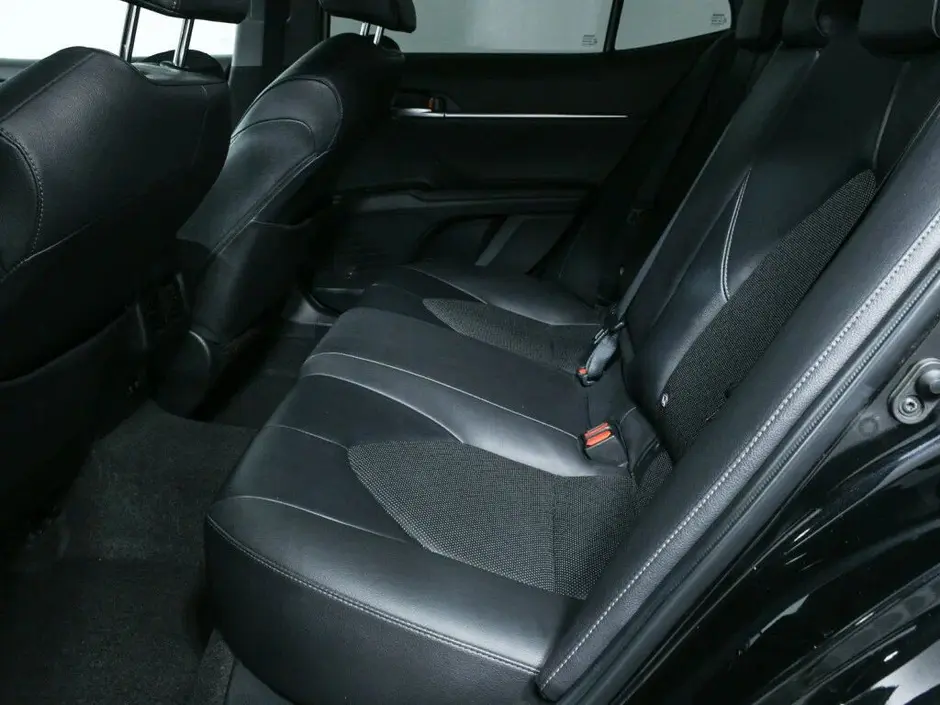 Toyota Camry, 2021 г.