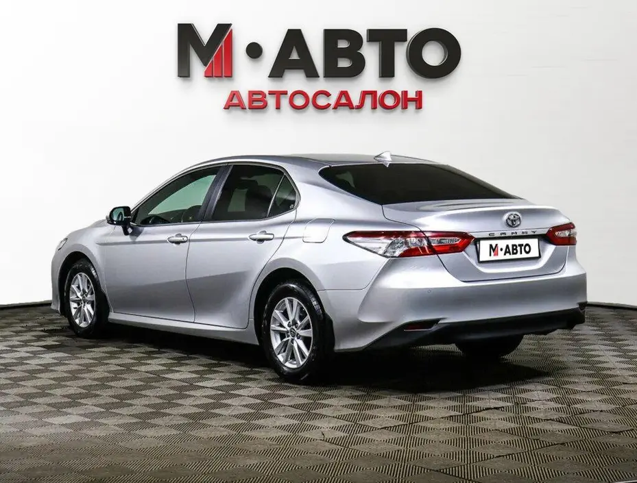 Toyota Camry, 2020 г.