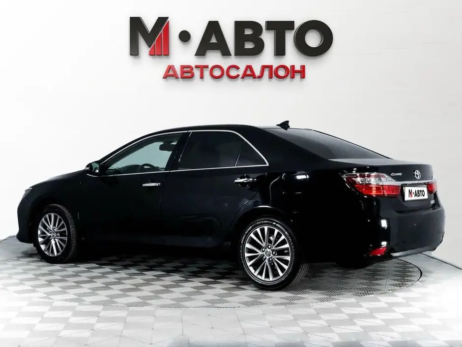 Toyota Camry, 2017 г.