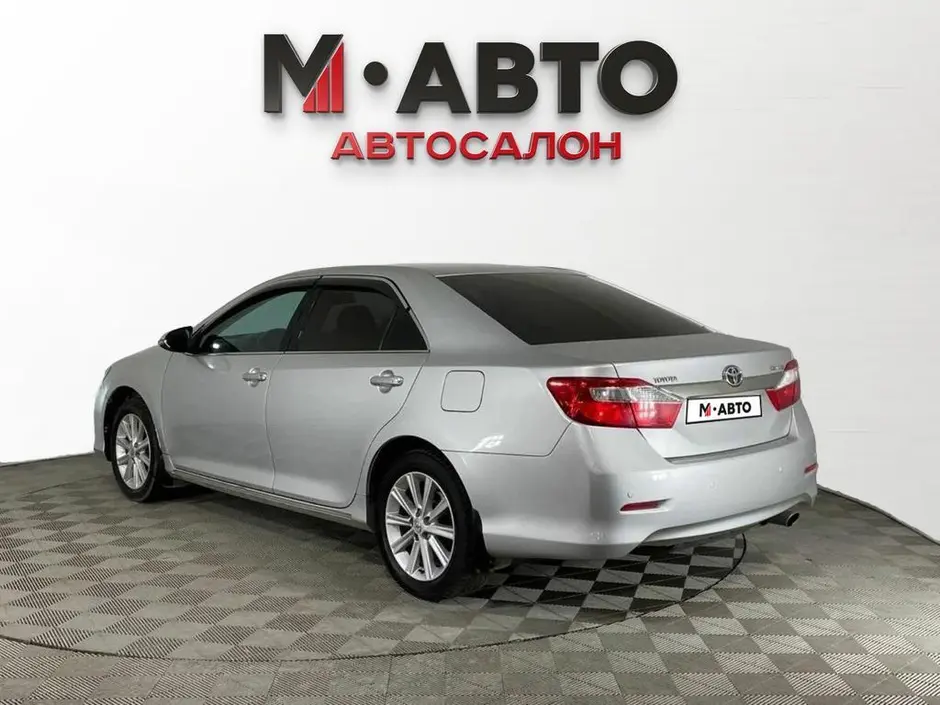 Toyota Camry, 2013 г.