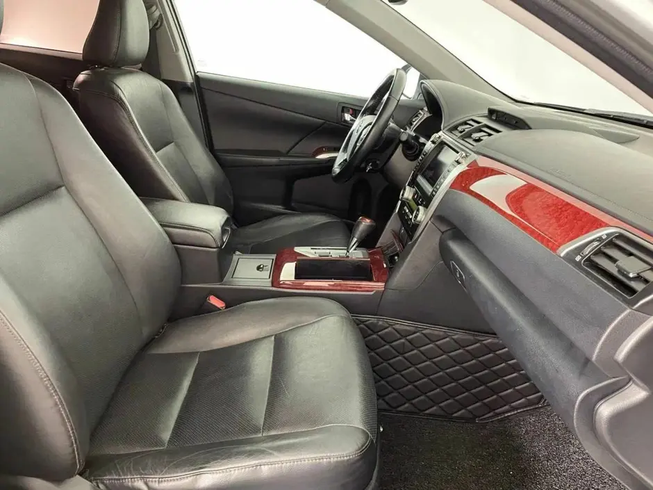 Toyota Camry, 2013 г.