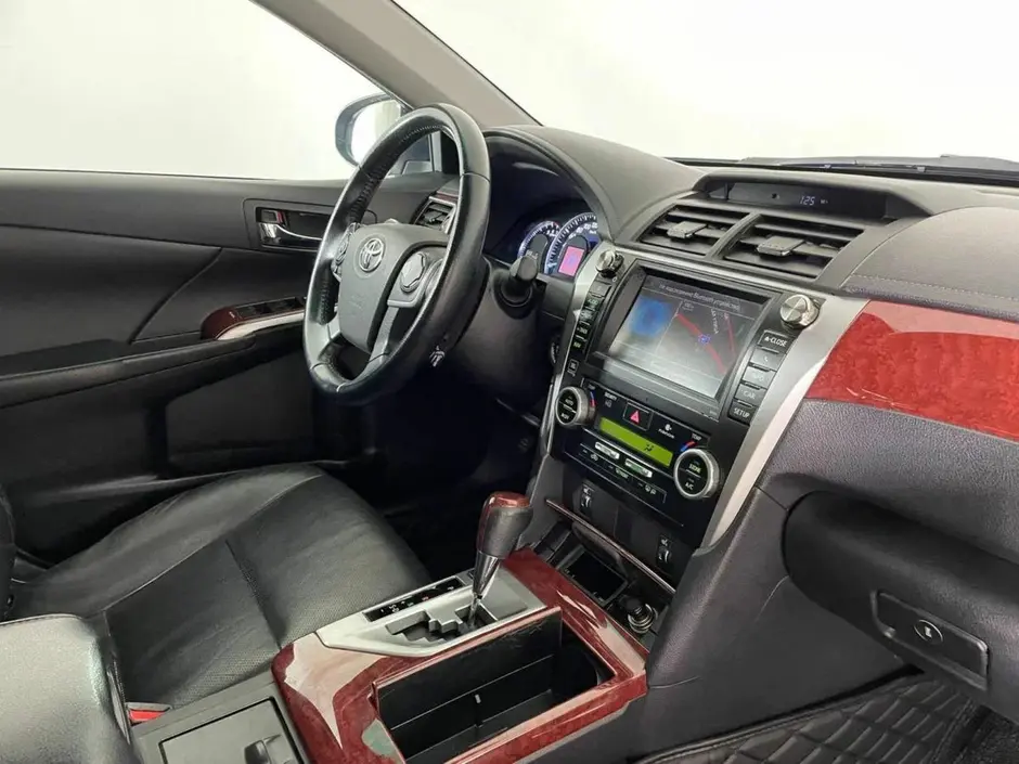 Toyota Camry, 2013 г.