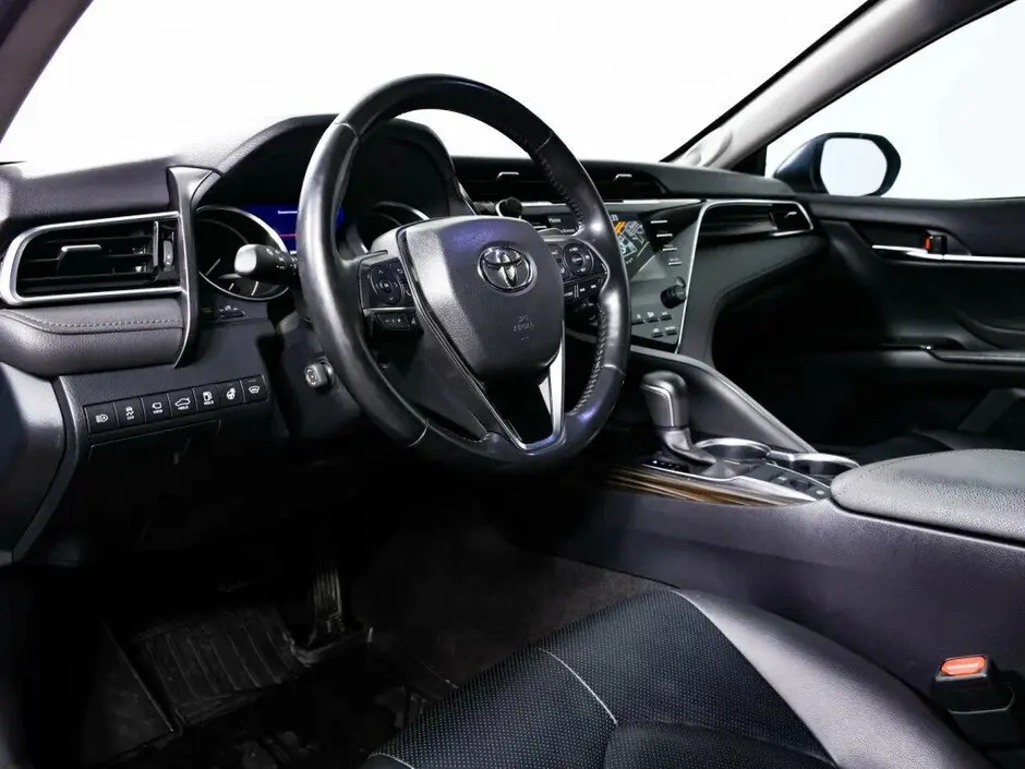 Toyota Camry, 2020 г.