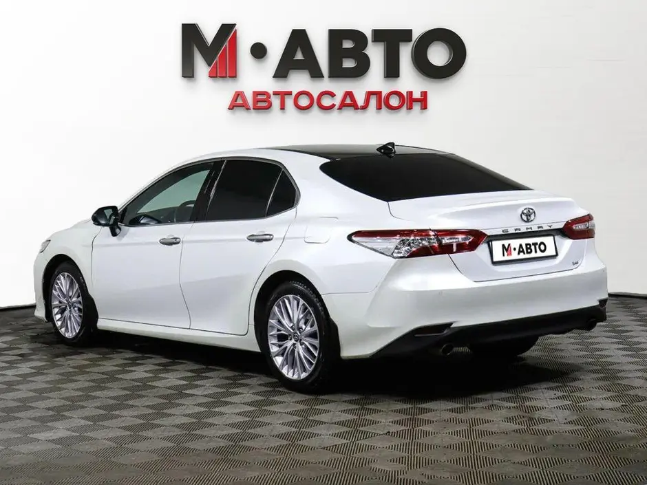 Toyota Camry, 2020 г.