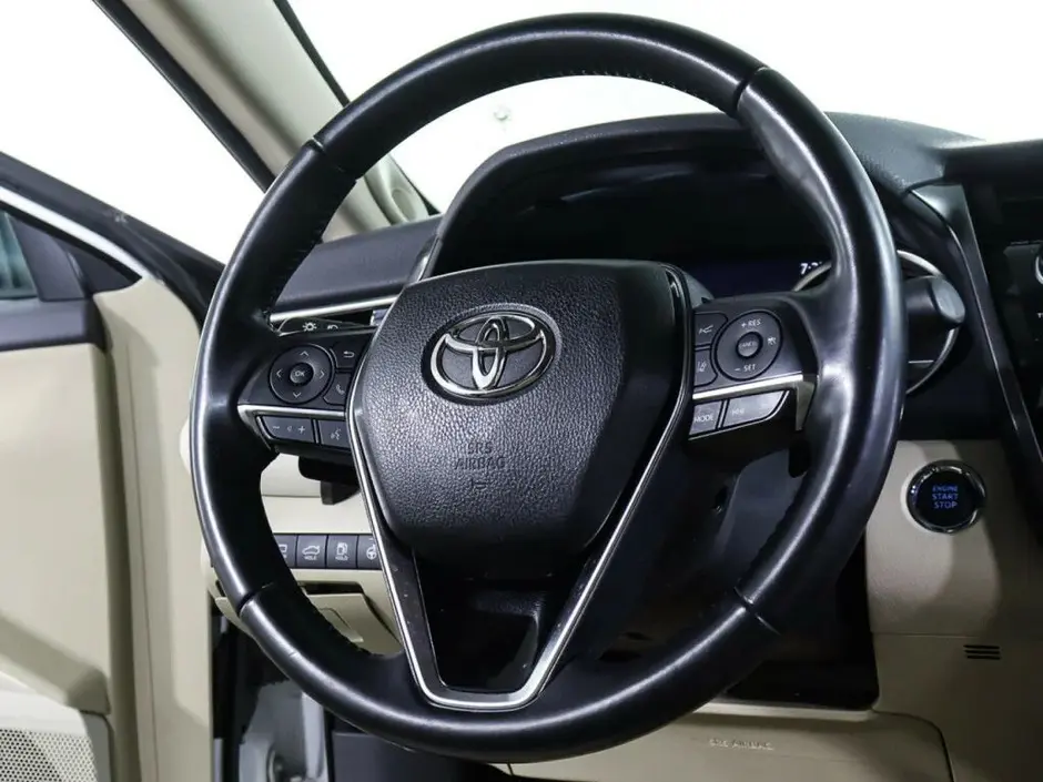 Toyota Camry, 2020 г.