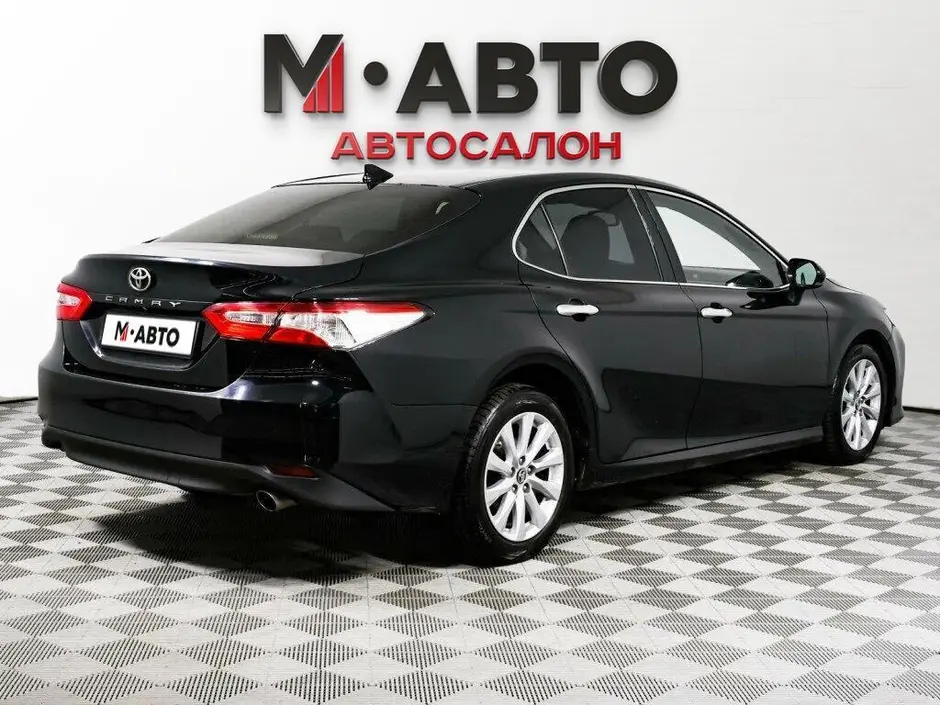 Toyota Camry, 2019 г.