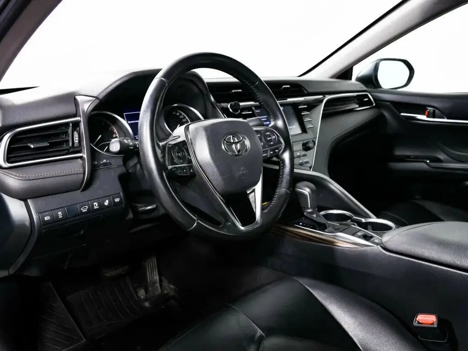 Toyota Camry, 2019 г.