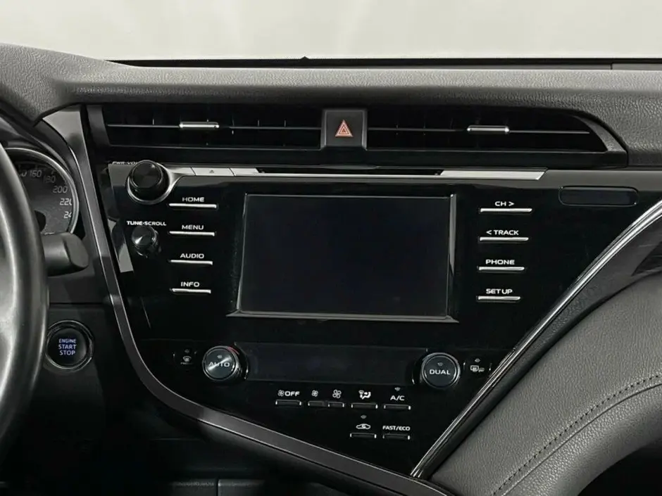 Toyota Camry, 2019 г.