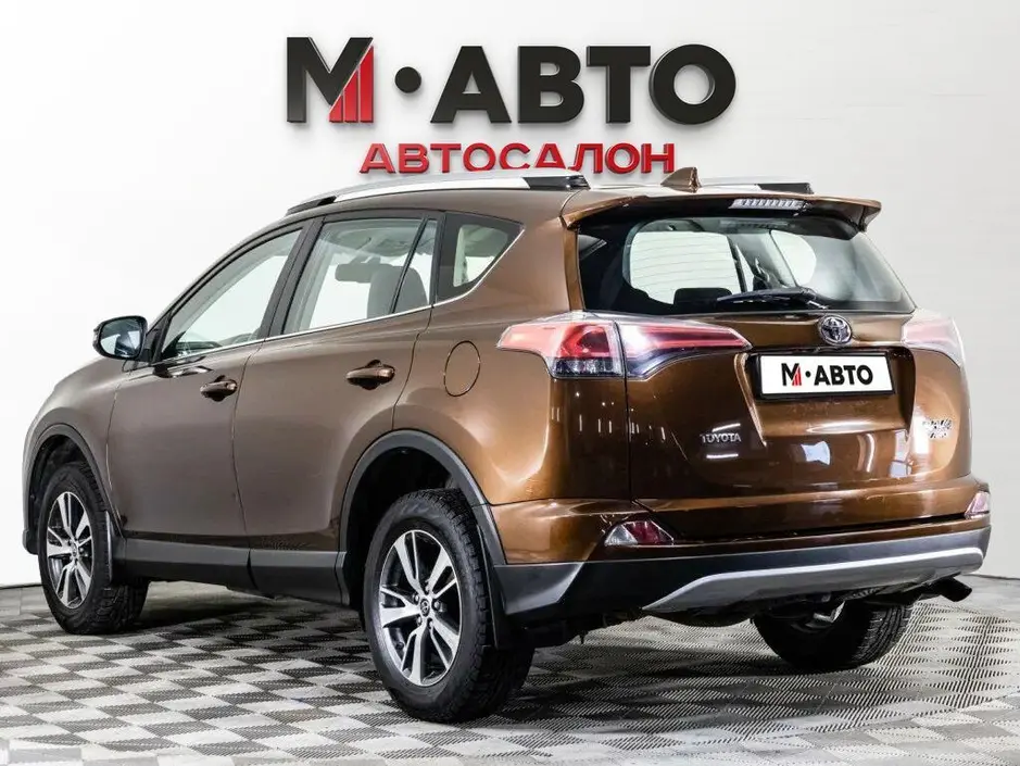 Toyota RAV4, 2017 г.