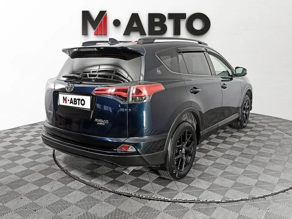 Toyota RAV4, 2018 г.