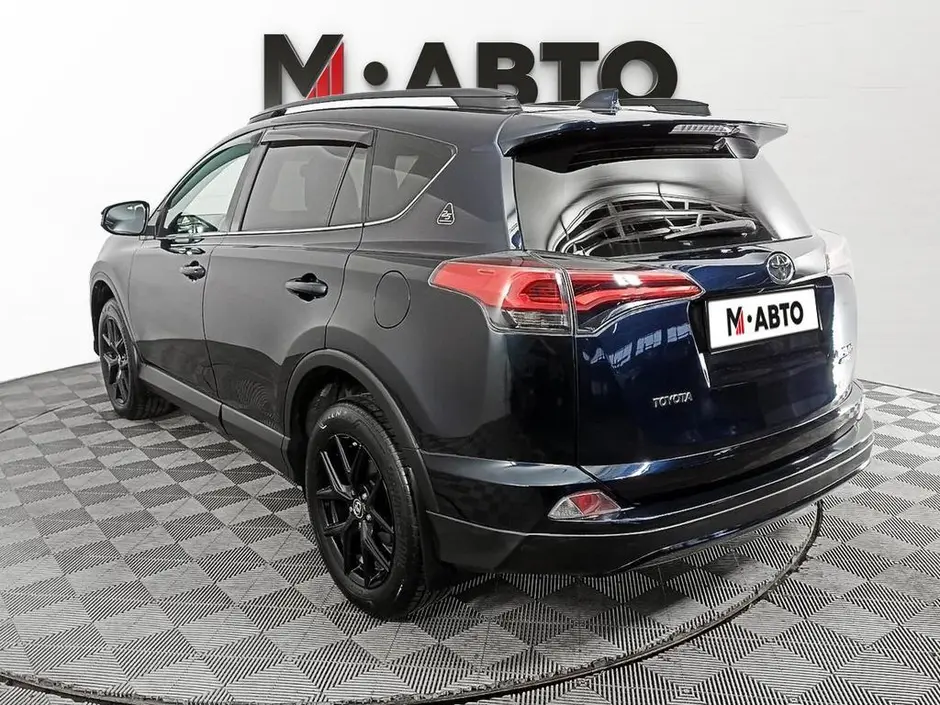 Toyota RAV4, 2018 г.