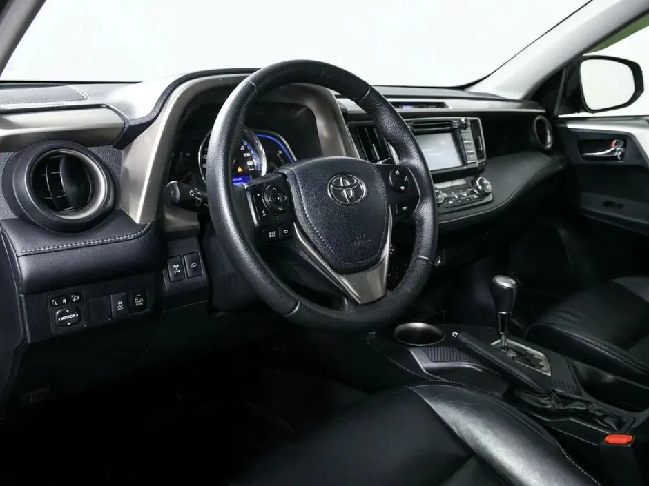 Toyota RAV4, 2014 г.