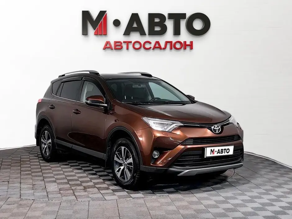 Toyota RAV4, 2017 г.