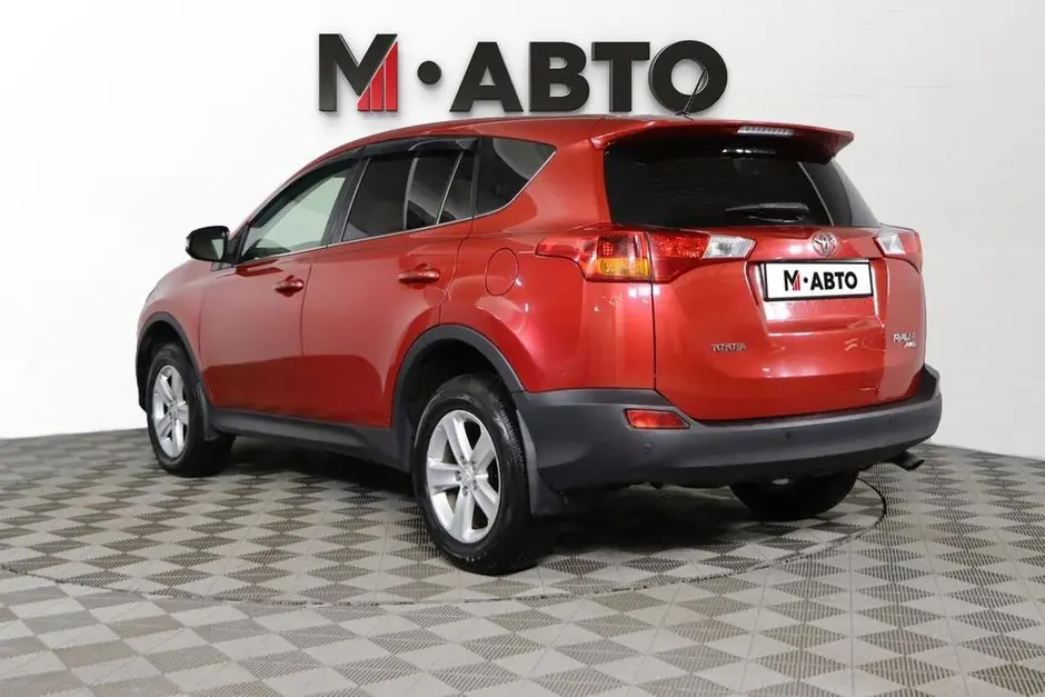 Toyota RAV4, 2013 г.
