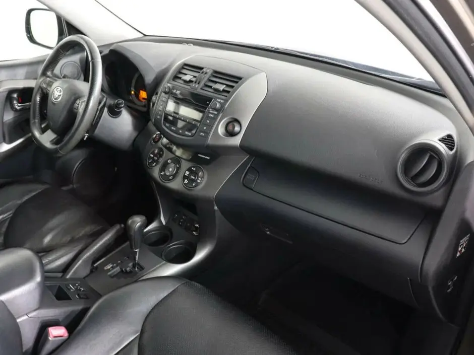 Toyota RAV4, 2010 г.