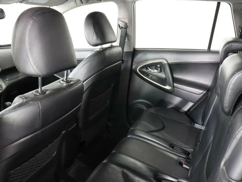 Toyota RAV4, 2010 г.