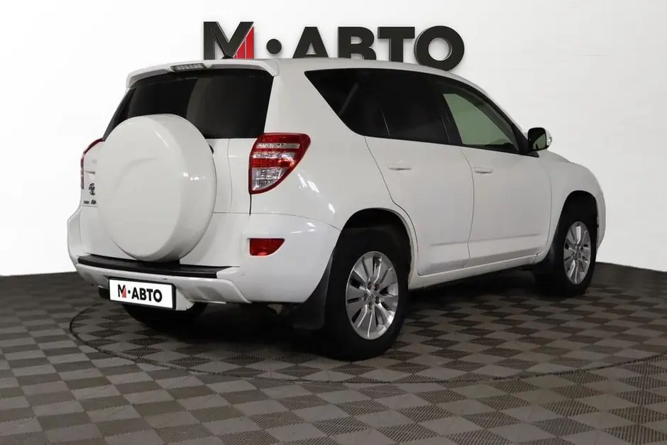 Toyota RAV4, 2012 г.